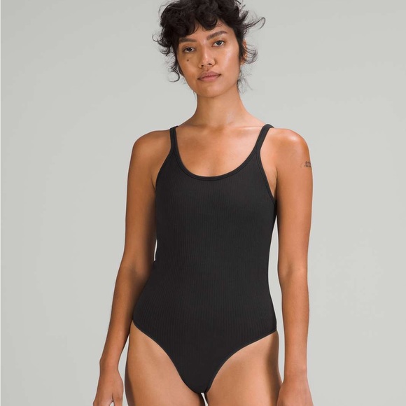 Black Size 2 Lululemon Ebb to Street Bodysuit - Picture 1 of 3